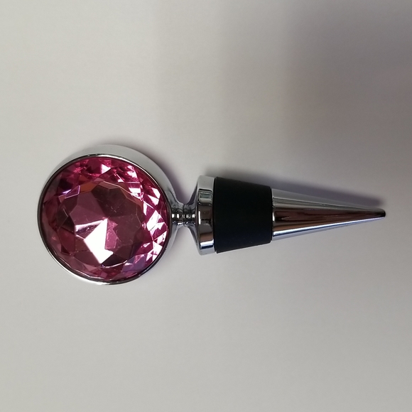SALE 🧚♀️Wine stopper NEW. Pink crystal - Picture 2 of 9